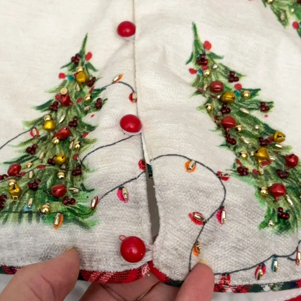 Humane Society NEW Mini Tree Skirt 22